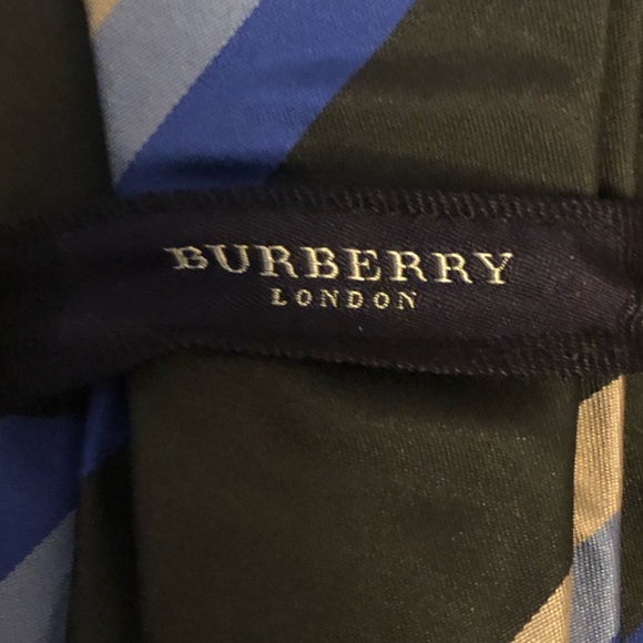 Burberry striped tie - Picture 1 of 3